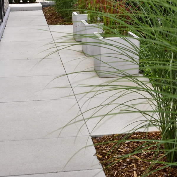 Application image for Verhoogd terras met trappen en ingesloten patio